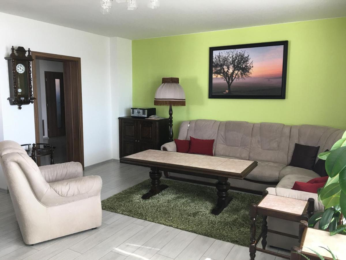 Apartman Krasna Vyhlidka Dolni Benesov Dış mekan fotoğraf