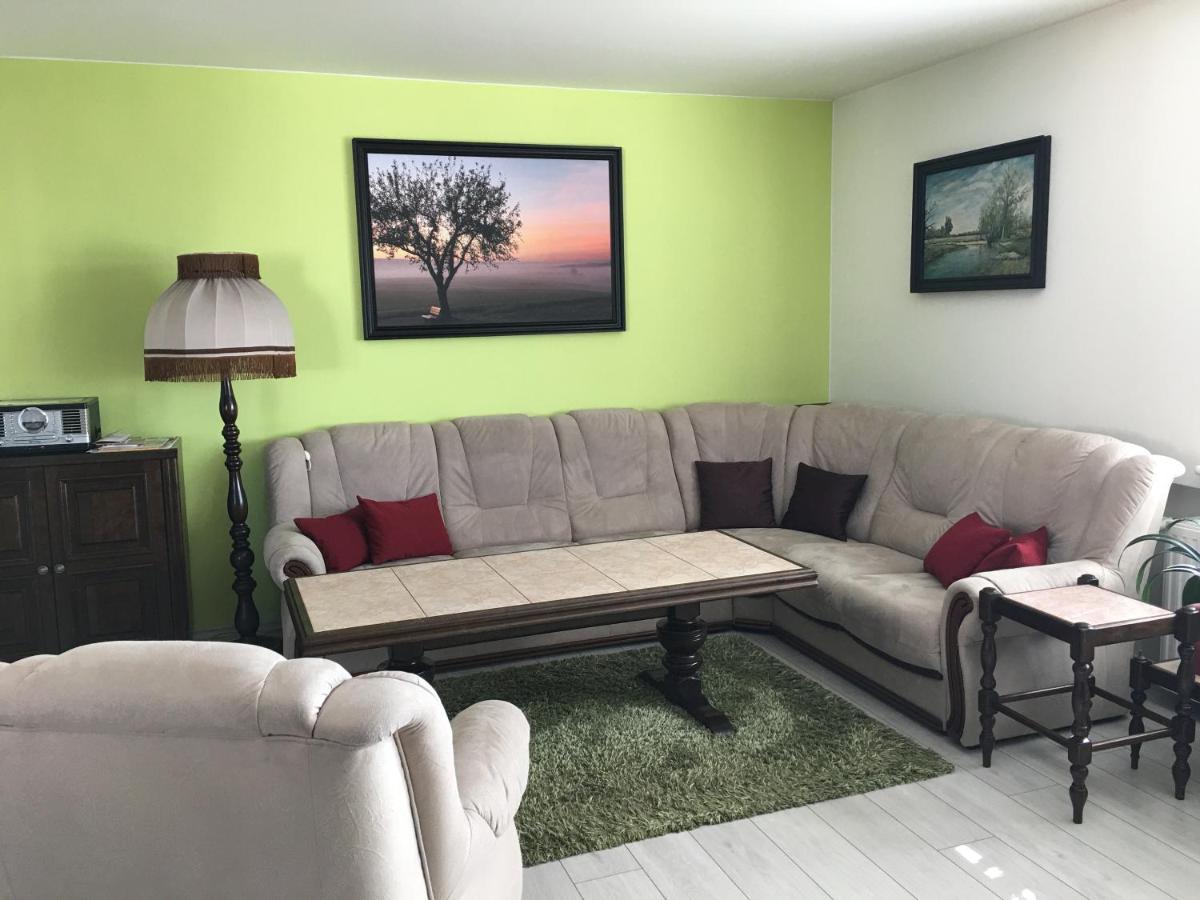 Apartman Krasna Vyhlidka Dolni Benesov Dış mekan fotoğraf
